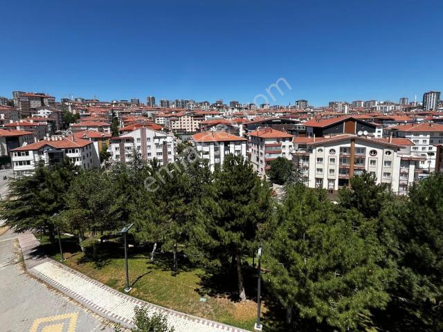 Vadim'den Beşyol Göbek Yak Fuul Park Manzaralı Önü Açık 2+1