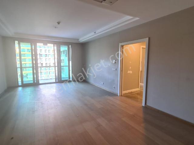 Vadistanbul Teras Sitesinde Satılık 3+1 F Tipi Daire Peyzaj Manz