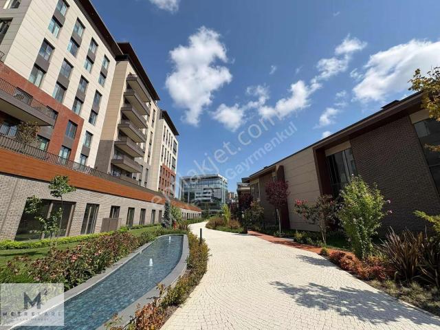 Vadistanbul Avm Karşısı İnvest Vadi Sitesi 5+2 Satılık Villa
