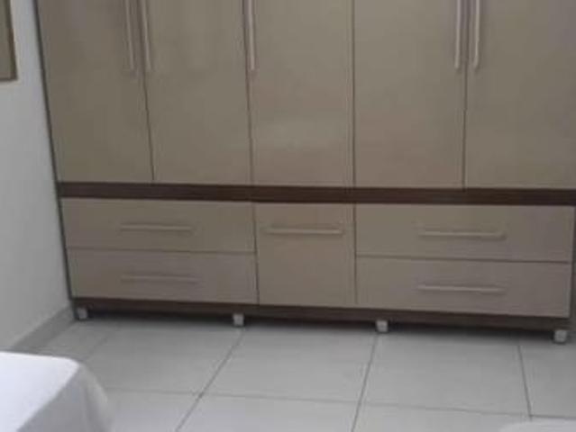 Vaga em quarto duplo para moça
