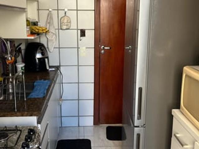vaga feminina em casa de famia crista
