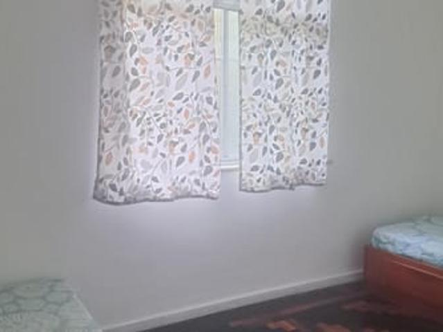 VAGAS FEMININAS EM APARTAMENTO — RUA JOAQUIM TÁVORA