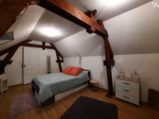 VAILLY SUR AISNE: APPARTEMENT DISPONIBLE FIN AVRIL Situé sur la commune de Vailly sur Aisn.