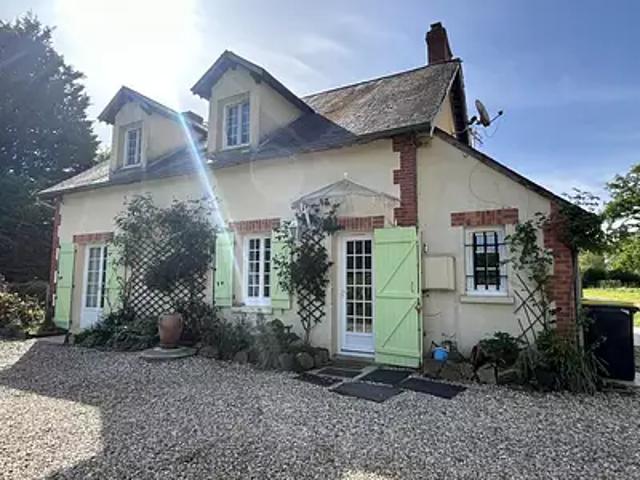 Vailly sur Sauldre 18260 Achat / Vente maison 6 pièces t6 jardin terrasse
