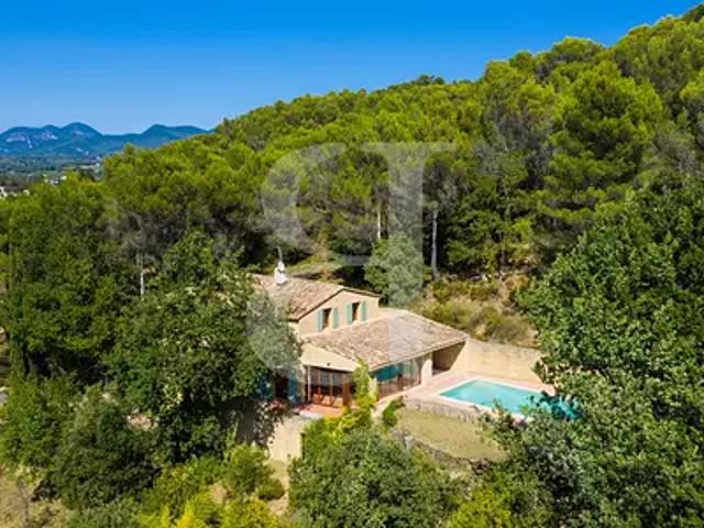 Vaison la Romaine 84110 Achat / Vente maison 5 pièces t5 piscine