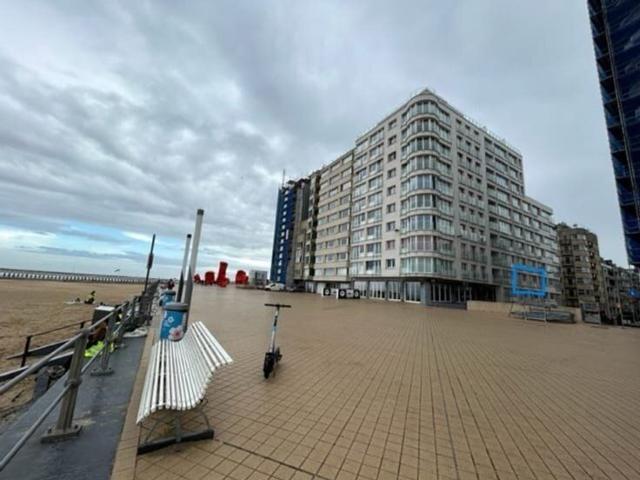 VAKANTIEVERHUUR: 2 SLPK.APPARTEMENT MET TERRAS AAN ZEEDI.