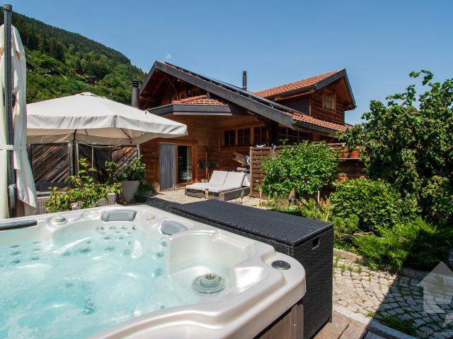 Val d’Illiez, wunderschönes Chalet mit 3 Wohnungen