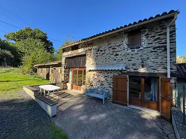 Val d’Oire et Gartempe 87320 Achat / Vente maison 6 pièces t6 au dernier étage