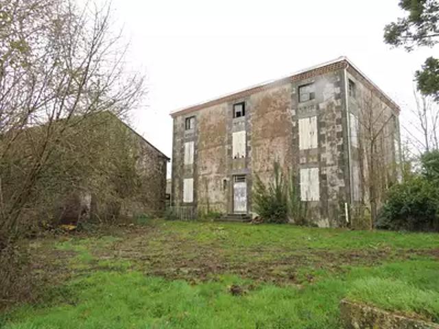 Val d’Oire et Gartempe 87320 Achat / Vente maison 8 pièces t8 jardin