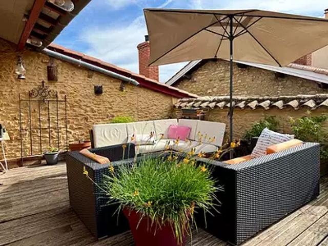 Val d'Oingt 69620 Achat / Vente maison 8 pièces t8 terrasse cave