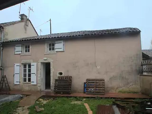 Val d'Auge 16170 Achat / Vente maison 3 pièces t3