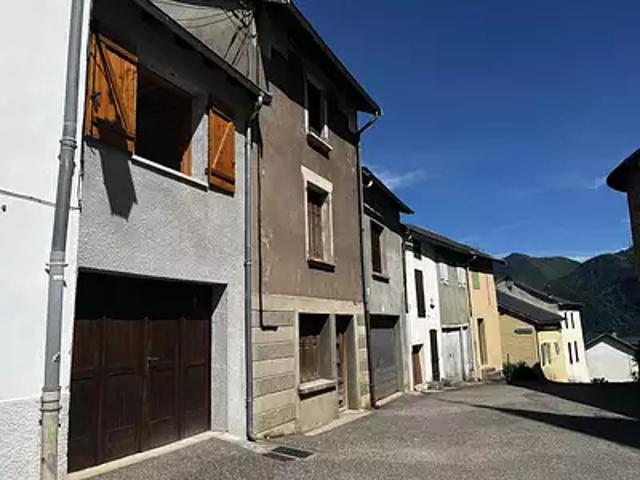 Val de Sos 09220 Location maison 2 pièces t2