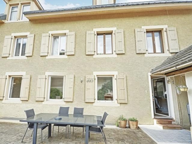 Val de Travers NE – Grosses Haus mit 10.5 Zimmern, flexibel anpassbar