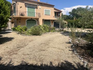 louer Appartement à Alpes - Jardin, Cuisine équipée