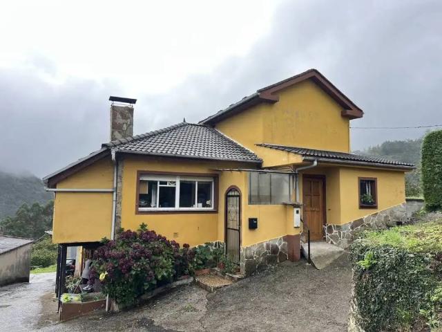 Valdés Luarca