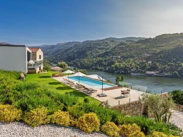 Vale do Douro | Piscina Aquecida | 4 Suítes | Vistas Rio | D. 300m² Ancede e Ribadouro