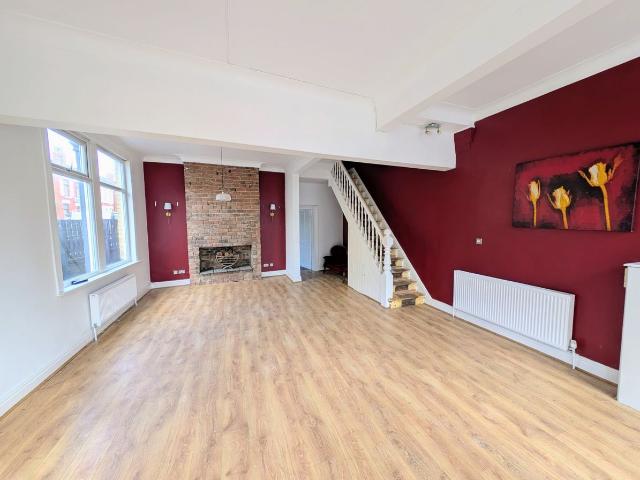 Vale Drive, New Brighton CH45, 4 bed terraced house to rent, £1,400 pcm | PrimeLocation