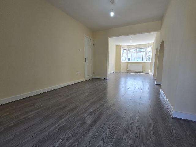Vale Road CR4, 3 bed semi detached house to rent, £2,200 pcm | PrimeLocation