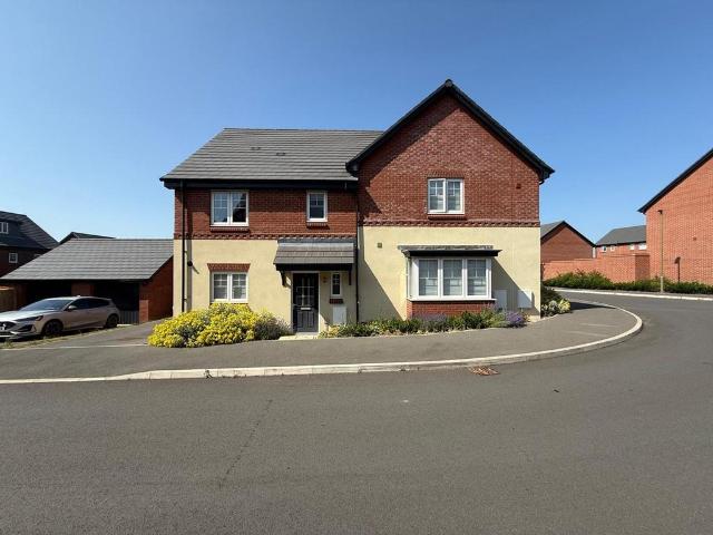 Vale View, East Challow, OX12 3 bed semi detached house to rent £1,800 pcm £415 pw