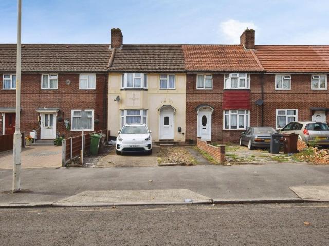 Valence Avenue, Dagenham RM8, 3 bed terraced house to rent, £2,000 pcm | PrimeLocation