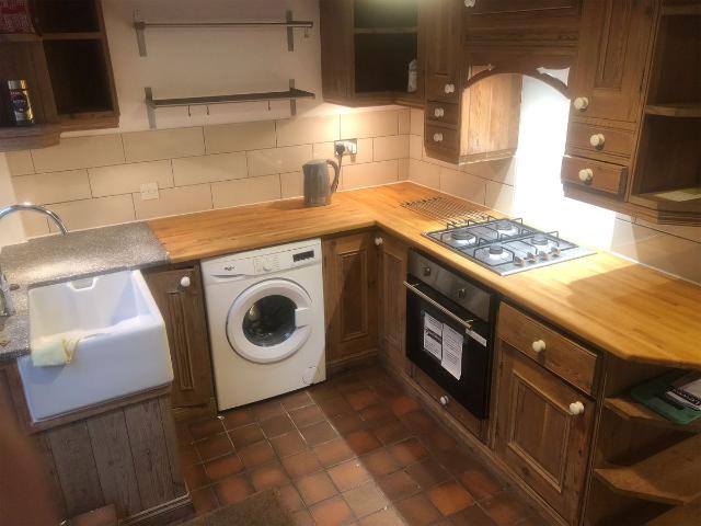 Valence Cottages, Lewes BN7, 2 bed end terrace house to rent, £1,400 pcm | PrimeLocation