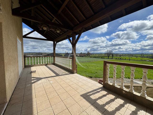 VALENCE D'ALBIGEOIS. Maison de +/ 115 m²