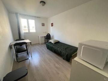 VALENCE – STUDIO MEUBLE CENTRE VILLE – * DISPONIBLE LE … – IMMO JEANSELME