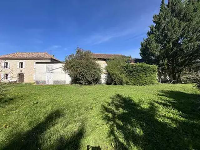 Valence sur Baïse 32310 Achat / Vente maison 6 pièces t6 au dernier étage parking