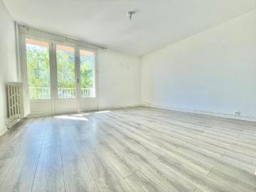 VALENCE – TYPE 3 AVEC BALCON – CHAUFFAGE ET EAU INCLUS – … – IMMO JEANSELME
