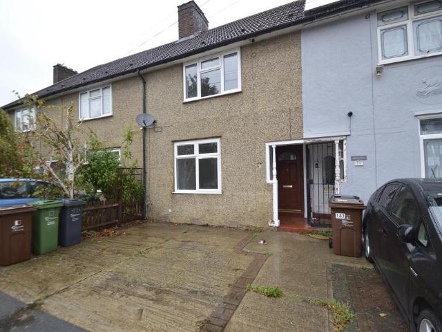 Valence Wood Road, Dagenham 2 bed terraced house to rent £1,750 pcm £404 pw