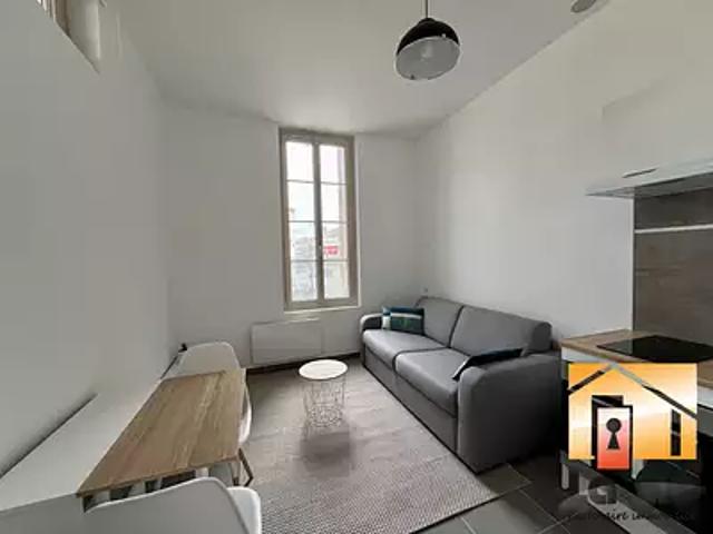 Valence 82400 Location appartement 1 pièce t1