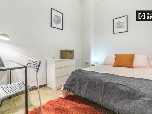 valencia, Valencian Community 46005