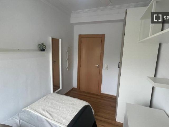 valencia, Valencian Community 46003