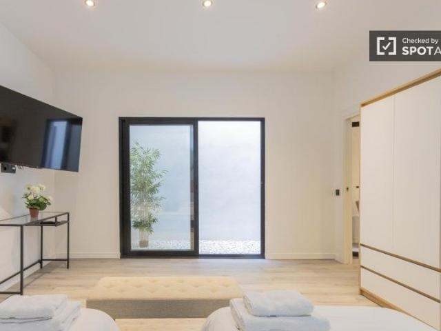 valencia, Valencian Community 46015