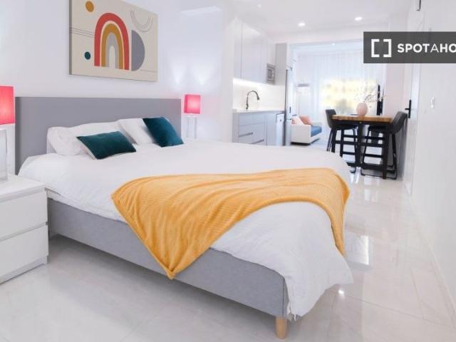 valencia, Valencian Community 46024