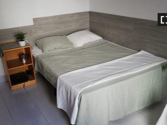 valencia, Valencian Community 46022