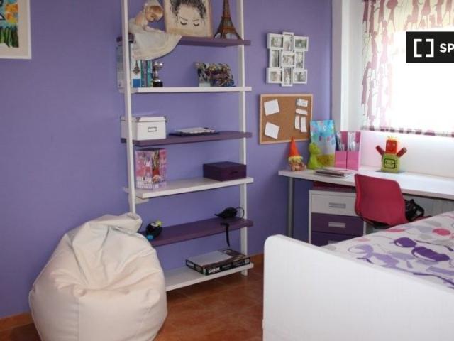 valencia, Valencian Community 46190