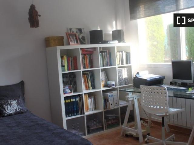 valencia, Valencian Community 46190