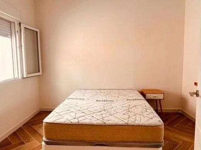 valencia, Valencian Community 46520