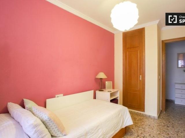 valencia, Valencian Community 46920