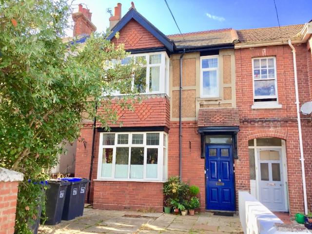 Valencia Road, Worthing BN11, 2 bed flat to rent, £1,250 pcm | PrimeLocation