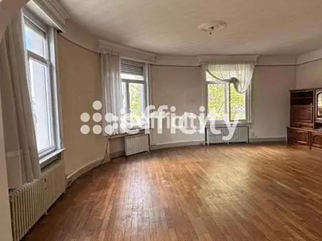 Valenciennes 59300 Achat / Vente appartement 4 pièces t4 au dernier étage cave
