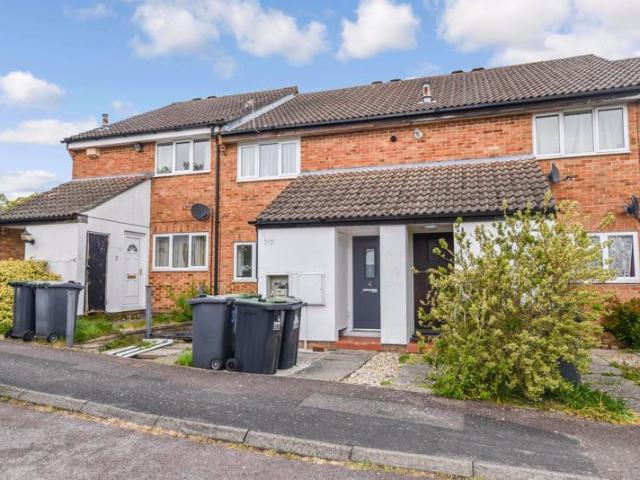 Valentine Court, Waterlooville PO7, 1 bed flat to rent, £1,000 pcm | PrimeLocation