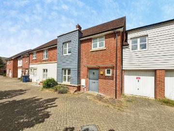 Vales Place, CAMBRIDGE, CB4 3 bed property to rent £1,900 pcm £438 pw