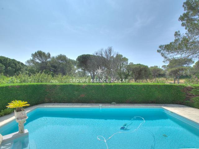 Valescure Les Golfs Villa 5 Pieces De Plain Pied Avec Piscin. 142m² Saint Raphaël