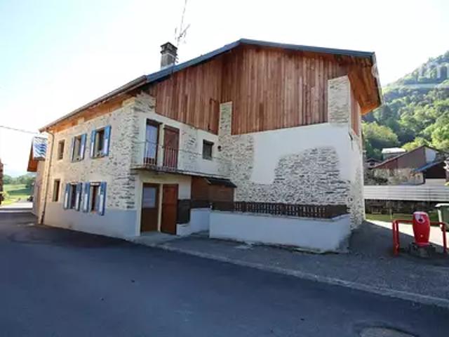 Valgelon La Rochette 73110 Achat / Vente maison 9 pièces t9
