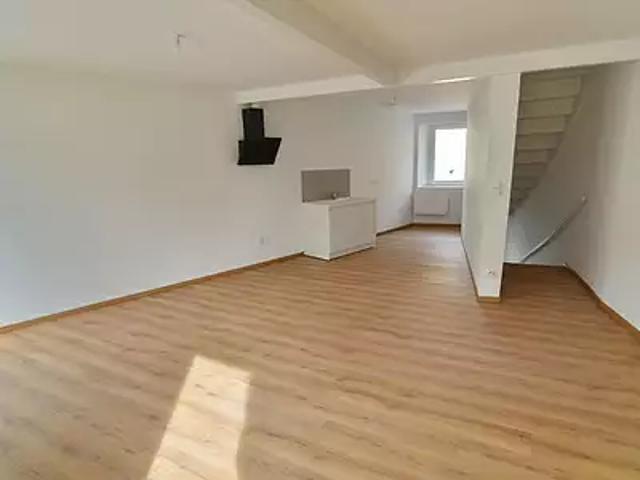 Valgelon La Rochette 73110 Location maison 3 pièces t3 au dernier étage