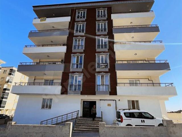 VALİ KONAĞININ ARKASI SATILIK DAİRE