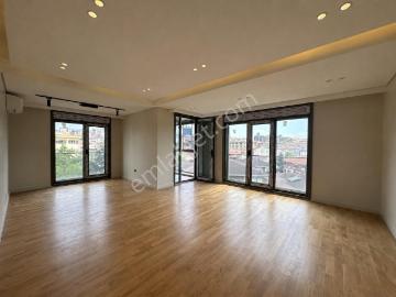 Validebağ Sitesi Önü Açık 3 Cepheli Satılık 3+1 Video Mevcut
