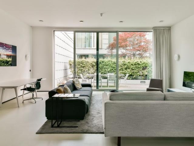 Valkenburgerstraat 132B, 1011 NA, Amsterdam